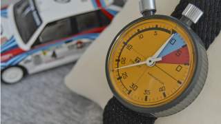 Illustration for article titled 5 Vintage Race Watches To Gift Before They're Gone